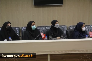 تجلیل از همکاران بازنشسته سال 1400 و 1401  دانشگاه فرهنگیان هرمزگان 11