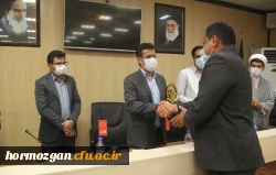 تجلیل از همکاران بازنشسته سال 1400 و 1401  دانشگاه فرهنگیان هرمزگان 7