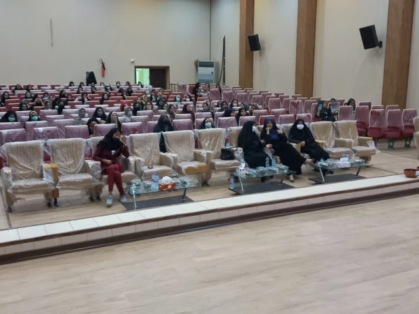 مراسم گرامیداشت هفته سراهای دانشجویی در پردیس فاطمه الزهرا(س)بندرعباس 3