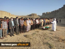مراسم تشییع پیکر دانشجو معلم علی پازتاریان ورودی ٩٧ علوم تربیتی دانشگاه فرهنگیان هرمزگان 2