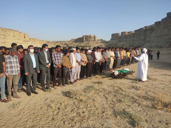 مراسم تشییع پیکر دانشجو معلم علی پازتاریان ورودی ٩٧ علوم تربیتی دانشگاه فرهنگیان هرمزگان 4