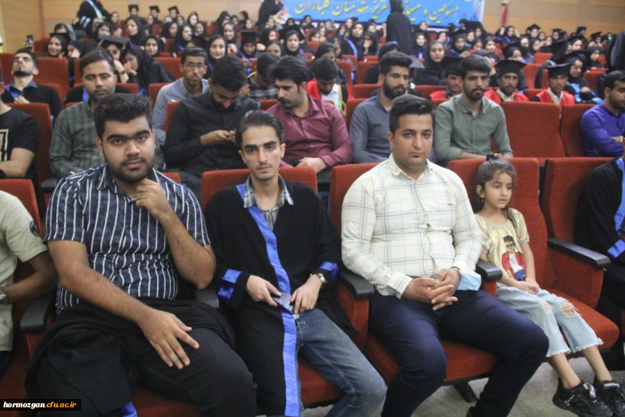 هفتمین آیین دانش آموختگی دانشجویان دانشگاه فرهنگیان هرمزگان برگزارشد. 21