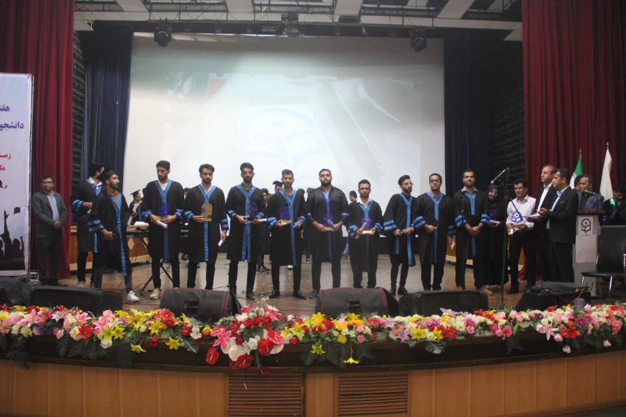 هفتمین آیین دانش آموختگی دانشجویان دانشگاه فرهنگیان هرمزگان برگزارشد. 7