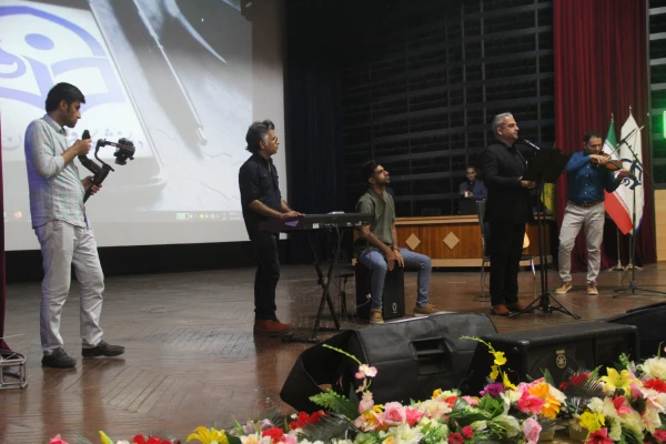 هفتمین آیین دانش آموختگی دانشجویان دانشگاه فرهنگیان هرمزگان برگزارشد. 12