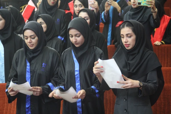 هفتمین آیین دانش آموختگی دانشجویان دانشگاه فرهنگیان هرمزگان برگزارشد. 14