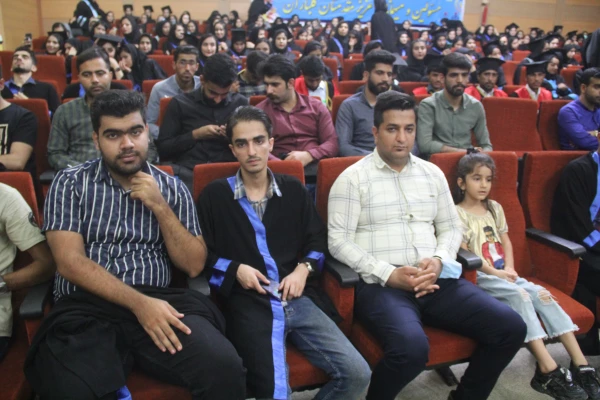 هفتمین آیین دانش آموختگی دانشجویان دانشگاه فرهنگیان هرمزگان برگزارشد. 31