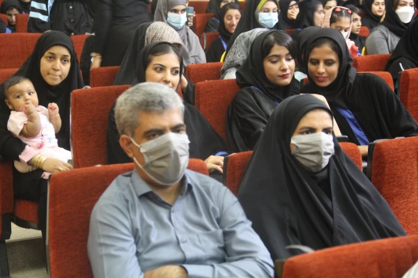 هفتمین آیین دانش آموختگی دانشجویان دانشگاه فرهنگیان هرمزگان برگزارشد. 34