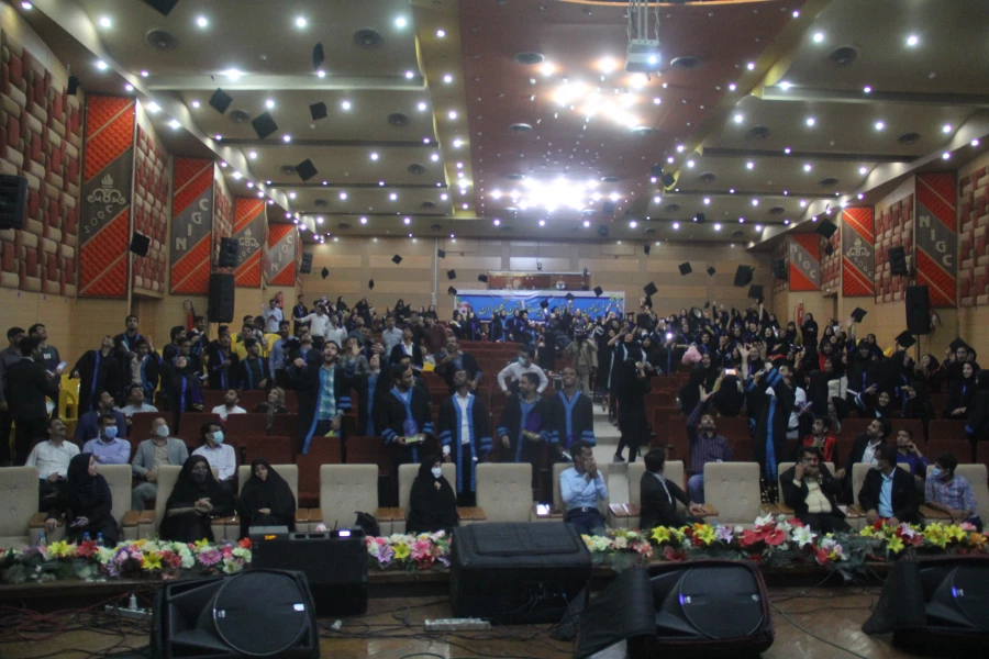 هفتمین آیین دانش آموختگی دانشجویان دانشگاه فرهنگیان هرمزگان برگزارشد. 46