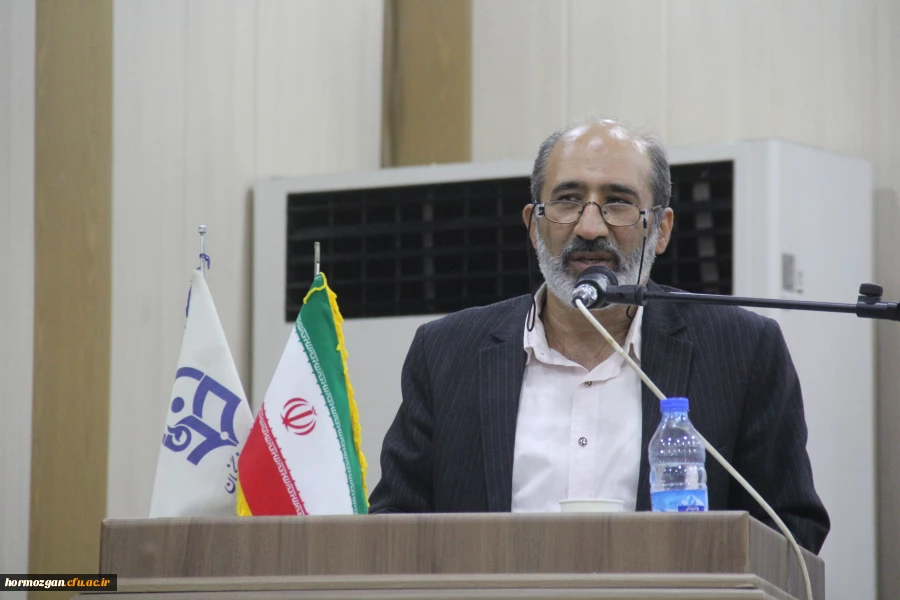 آیین تکریم و معارفه  سرپرست مدیریت امور پردیس های استان هرمزگان 7