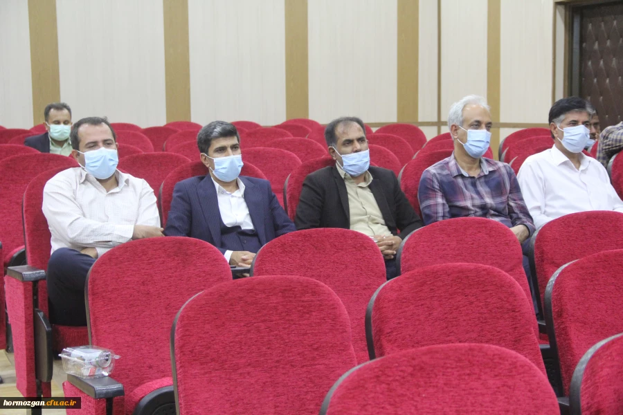 آیین تکریم و معارفه  سرپرست مدیریت امور پردیس های استان هرمزگان 18