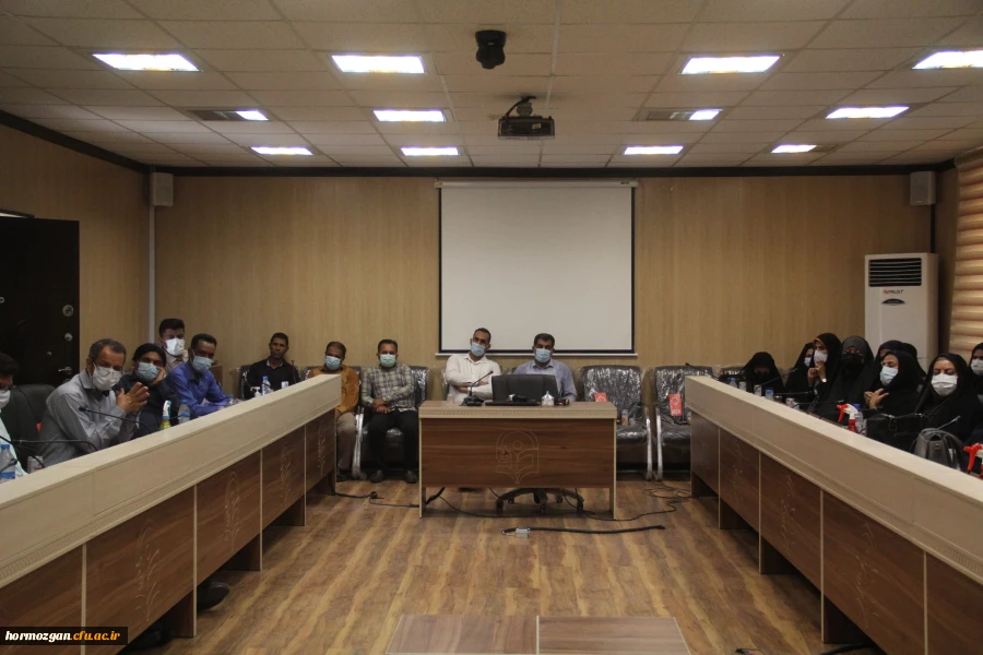 شورای اداری کارکنان در پردیس شهید بهشتی برگزار شد. 7