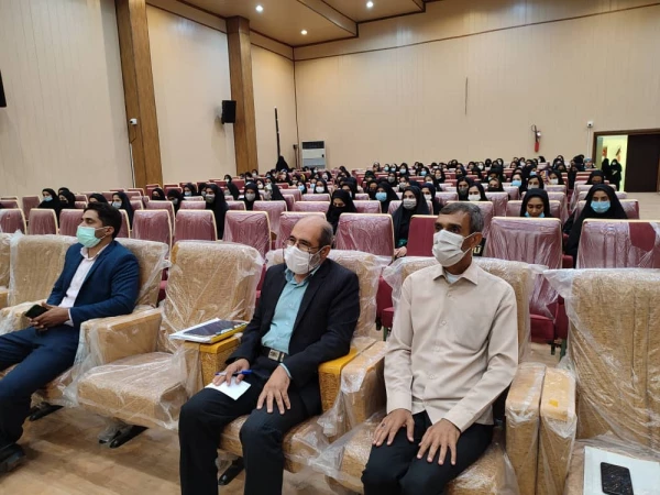 نشست صمیمی مدیریت پردیس های استان هرمزگان با دانشجو معلمان 6