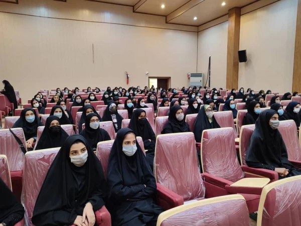 نشست صمیمی مدیریت پردیس های استان هرمزگان با دانشجو معلمان 7