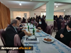 نشست صمیمی مدیریت پردیس های استان هرمزگان با دانشجو معلمان 8