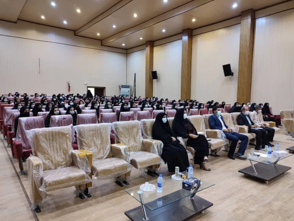 نشست صمیمی مدیریت پردیس های استان هرمزگان با دانشجو معلمان 10