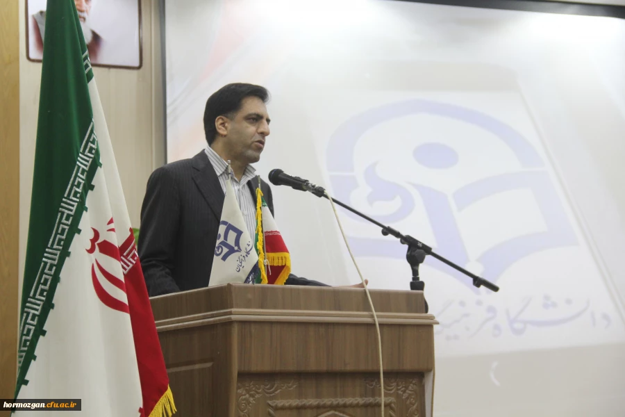 مراسم آیین افتتاحیه دوره آمادگی آموزشی ، فرهنگی ، تربیتی و اعتقادی دانشجویان ورودی 98 دانشگاه فرهنگیان هرمزگان 4