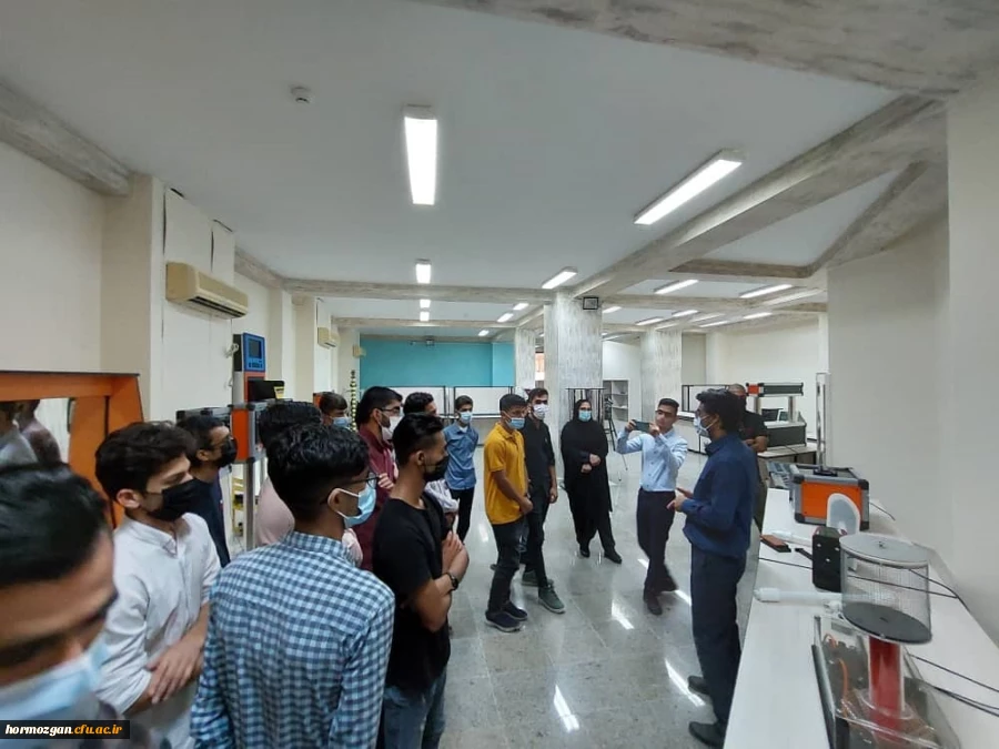 بازدیدهای علمی دانشجویان ورودی 98 پردیس شهید بهشتی و فاطمه الزهرا از پارک علم و فناوری هرمزگان، کانون پرورش فکری کودکان و نوجوانان و اداره کل حفاظت محیط زیست  4