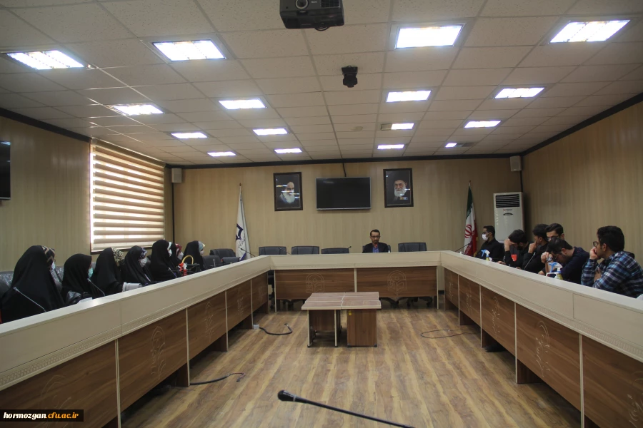 نخستین دوره تشکیلاتی رویش توسط انجمن اسلامی دانشجویان مستقل دانشگاه فرهنگیان هرمزگان در بندرعباس برگزار گردید. 18