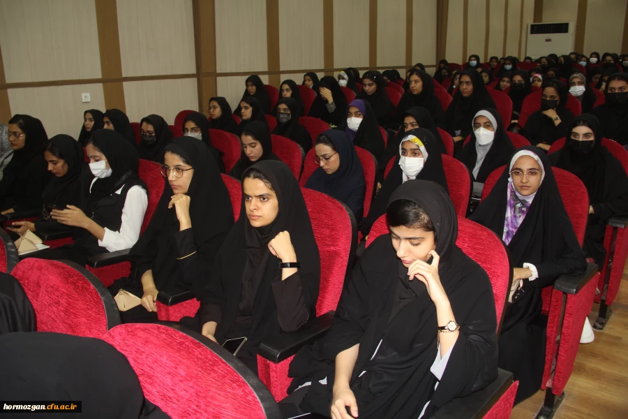  برگزاری آیین استقبال از نو دانشجو معلمان ورودی 1401 دانشگاه فرهنگیان هرمزگان 20