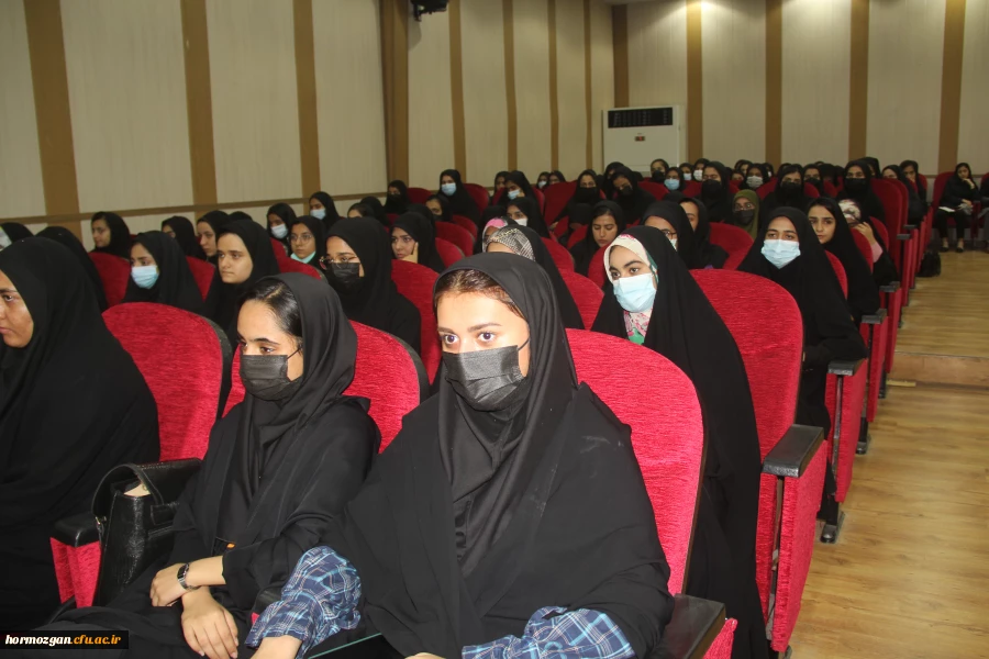  برگزاری آیین استقبال از نو دانشجو معلمان ورودی 1401 دانشگاه فرهنگیان هرمزگان 26