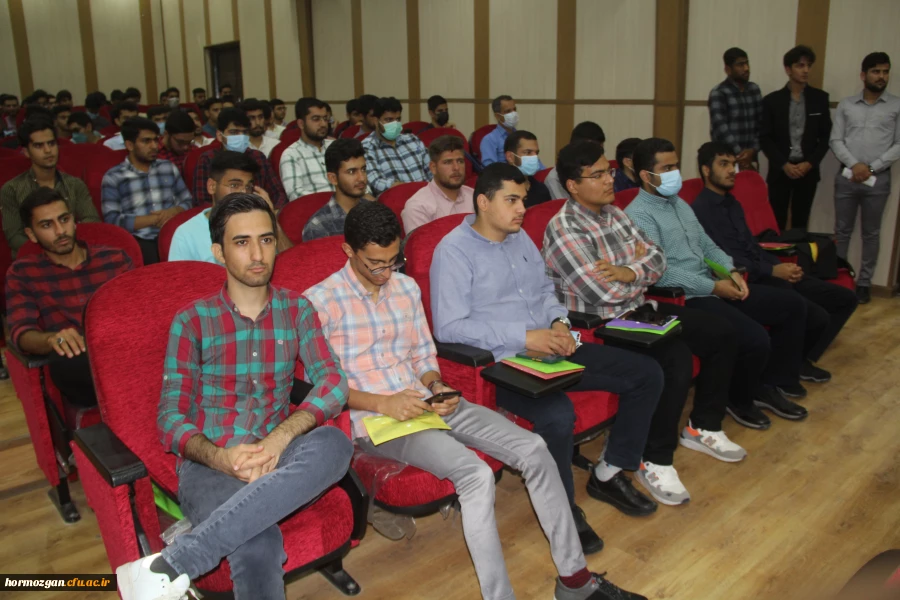  برگزاری آیین استقبال از نو دانشجو معلمان ورودی 1401 دانشگاه فرهنگیان هرمزگان 21