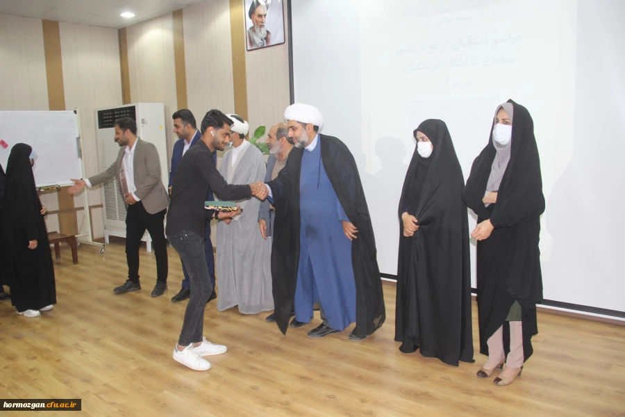  برگزاری آیین استقبال از نو دانشجو معلمان ورودی 1401 دانشگاه فرهنگیان هرمزگان 42