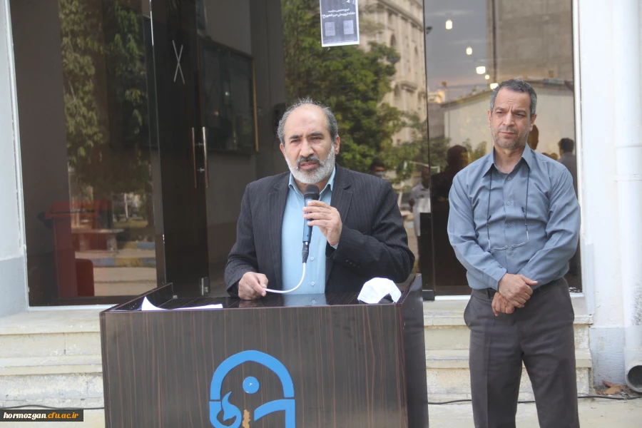  تجمع اساتید ،کارمندان و دانشجویان دانشگاه فرهنگیان هرمزگان در محکومیت حمله تروریستی خونین حرم مطهر احمدابن موسی(ع) شیراز و اغتشاشات اخیر  2