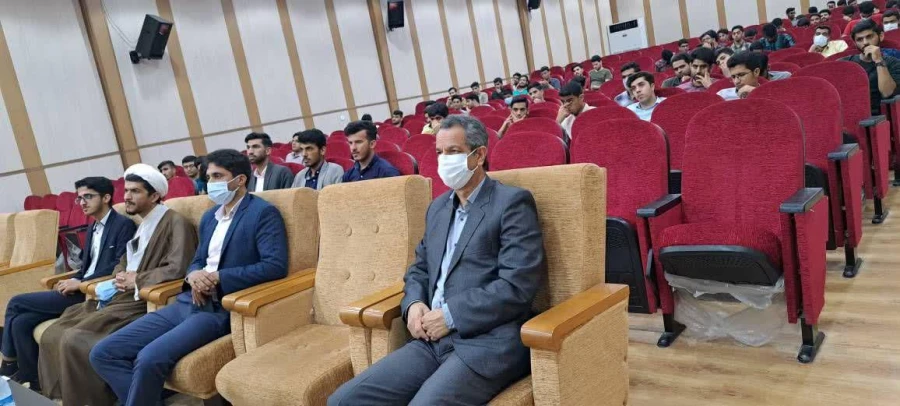 برگزاری مراسم بزرگداشت هفته کتاب و کتابخوانی در پردیس شهید بهشتی هرمزگان 3