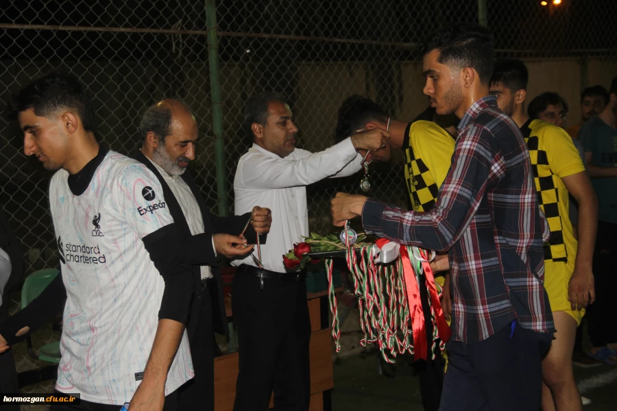 برگزاری فینال مسابقات فوتبال دانشجویی دانشگاه فرهنگیان هرمزگان 6