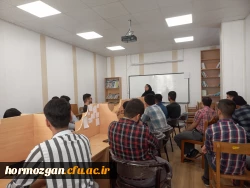   دوره آموزش امداد و نجات با همکاری سازمان هلال احمر در دانشگاه فرهنگیان برگزار گردید. 2