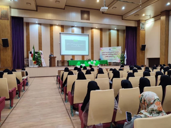 جلسه توجیهی دانشجویان ورودی ۱۴۰۱ با حضور مدیریت استانی دانشگاه فرهنگیان هرمزگان و مسئولان پردیس و کارشناسان حوزه های مختلف پردیس 2