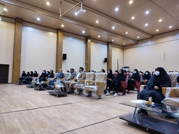 جلسه توجیهی دانشجویان ورودی ۱۴۰۱ با حضور مدیریت استانی دانشگاه فرهنگیان هرمزگان و مسئولان پردیس و کارشناسان حوزه های مختلف پردیس 4