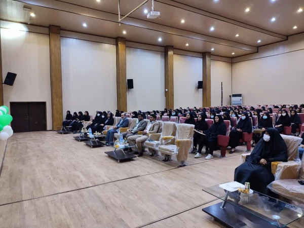 جلسه توجیهی دانشجویان ورودی ۱۴۰۱ با حضور مدیریت استانی دانشگاه فرهنگیان هرمزگان و مسئولان پردیس و کارشناسان حوزه های مختلف پردیس 5