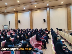 جلسه توجیهی دانشجویان ورودی ۱۴۰۱ با حضور مدیریت استانی دانشگاه فرهنگیان هرمزگان و مسئولان پردیس و کارشناسان حوزه های مختلف پردیس 10