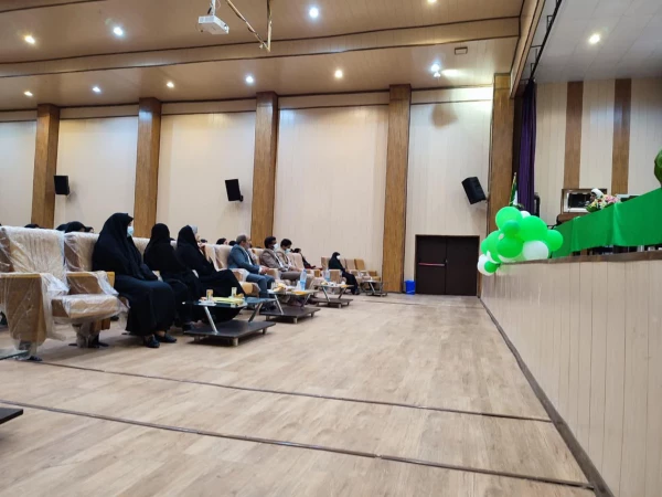 جلسه توجیهی دانشجویان ورودی ۱۴۰۱ با حضور مدیریت استانی دانشگاه فرهنگیان هرمزگان و مسئولان پردیس و کارشناسان حوزه های مختلف پردیس 11