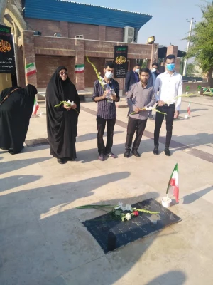 مراسم غبارروبی مزار شهداء،شهرستان رودان در روز دانشجو3