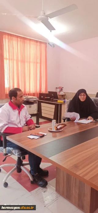  نشست سرپرست دانشگاه رودان با مسئولین هلال احمر شهرستان رودان جهت معرفی دانشجویان دانشگاه فرهنگیان ، همکاری وایجاد کانون هلال احمر دانشگاه