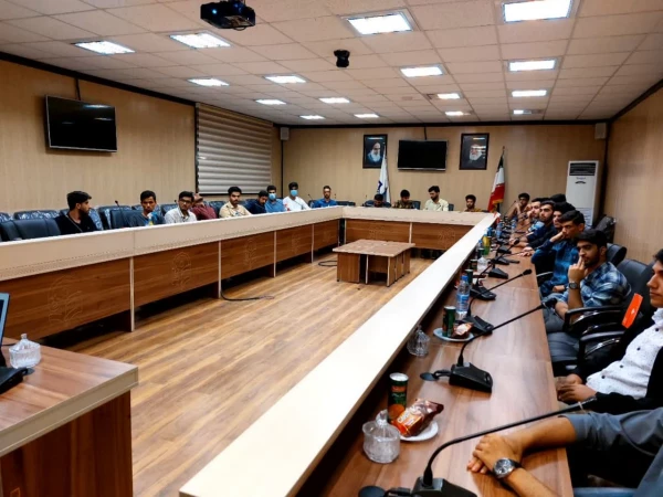 کارگاه  ((سرنوشت علوم تربیتی پس از کارشناسی )) در سالن کنفرانس پردیس شهید بهشتی با حضور دانشجویان توسط انجمن علوم تربیتی   برگزار گردید 4