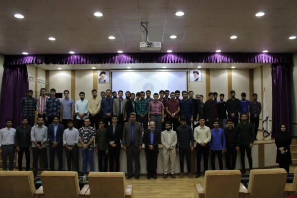 کارگاه آشنایی با بنیاد ملی نخبگان با تلاش معاونت آموزشی پژوهشی دانشگاه فرهنگیان هرمزگان برگزار شد. 2