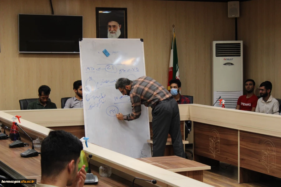   کارگاه آشنایی با نسل ( زد) Z  با همکاری انجمن اسلامی دانشجویان مستقل و دانشگاه فرهنگیان هرمزگان  3