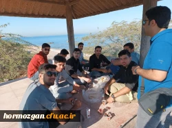 به همت شورای صنفی و انجمن ورزشی در (جزیره هرمز) برگزار گردید. 4