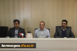  انتخاب چهارمین دوره مدیران گروه در دانشگاه فرهنگیان هرمزگان همزمان با سراسر کشور با حضور مدیر امور پردیس های استان و اعضای هیئت علمی و مدرسان رسمی دانشگاه برگزار گردید. 8