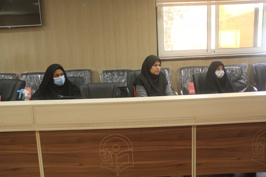  انتخاب چهارمین دوره مدیران گروه در دانشگاه فرهنگیان هرمزگان همزمان با سراسر کشور با حضور مدیر امور پردیس های استان و اعضای هیئت علمی و مدرسان رسمی دانشگاه برگزار گردید. 7