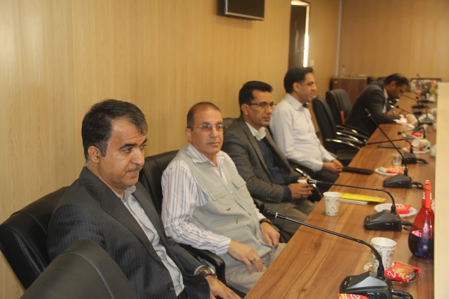  انتخاب چهارمین دوره مدیران گروه در دانشگاه فرهنگیان هرمزگان همزمان با سراسر کشور با حضور مدیر امور پردیس های استان و اعضای هیئت علمی و مدرسان رسمی دانشگاه برگزار گردید. 10