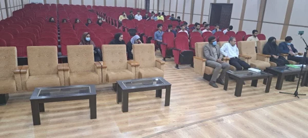 دهمین جشنواره تدریس برتر در سالن کنفرانس پردیس شهید بهشتی هرمزگان برگزار گردید. 4