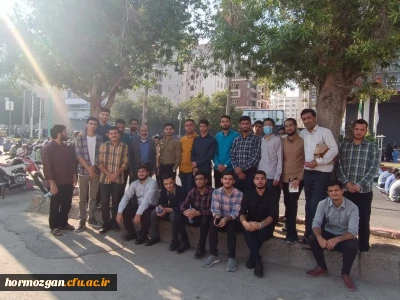 شرکت در نماز پر فیض عید فطر ، به همت انجمن اسلامی مستقل دانشگاه فرهنگیان هرمزگان