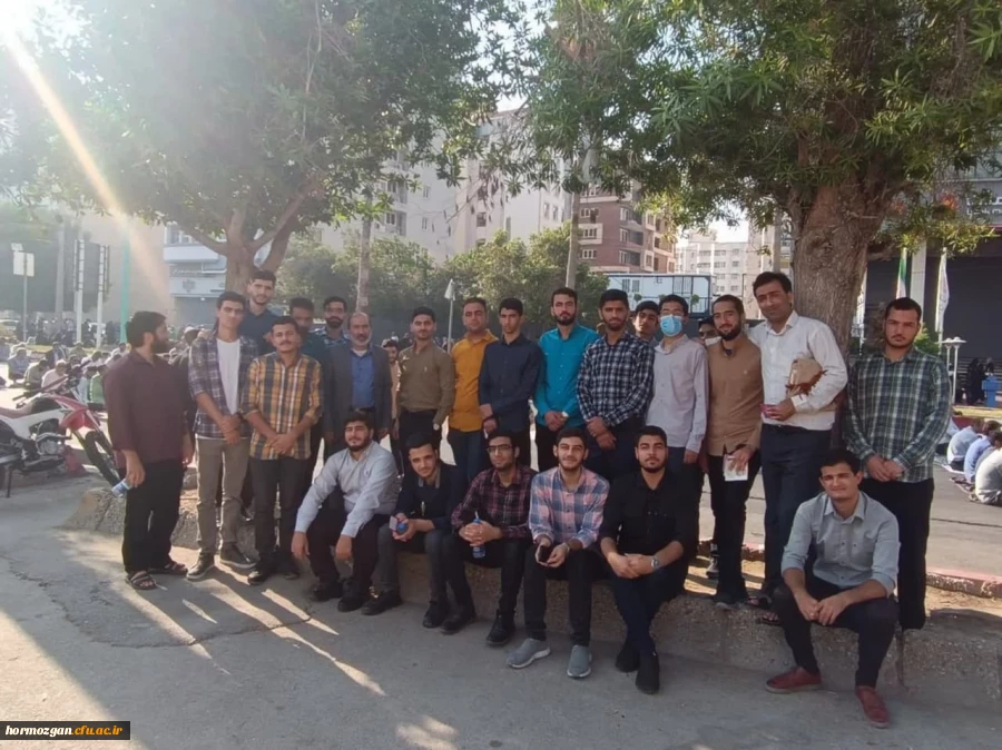 شرکت در نماز پر فیض عید فطر ، به همت بسیج دانشجویی دانشگاه فرهنگیان هرمزگان 2