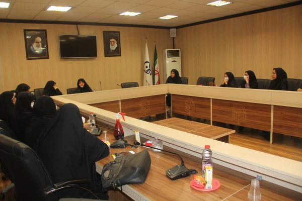 اولین جلسه راهبردی کانون بسیج اساتید واحد خواهران در پردیس شهید بهشتی دانشگاه فرهنگیان هرمزگان  7