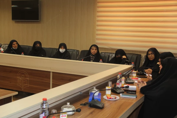 اولین جلسه راهبردی کانون بسیج اساتید واحد خواهران در پردیس شهید بهشتی دانشگاه فرهنگیان هرمزگان  5