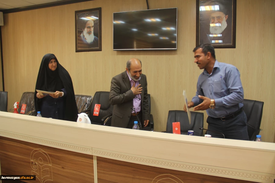 نشست شورای سرپرستی و دانشجویی دانشگاه فرهنگیان هرمزگان 7